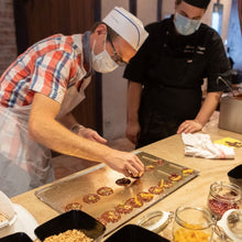 Charger l'image dans la galerie, Atelier de Chocolaterie - 1h45 - créez vos tablettes et mendiants